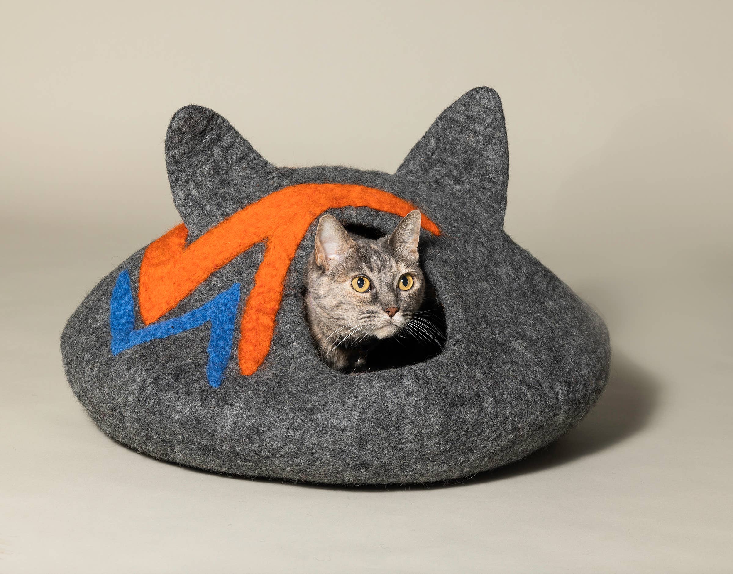 Felt Cat Cave Natural Felt Wool Cat Bed - Ears & Bolt: Dark Gray
